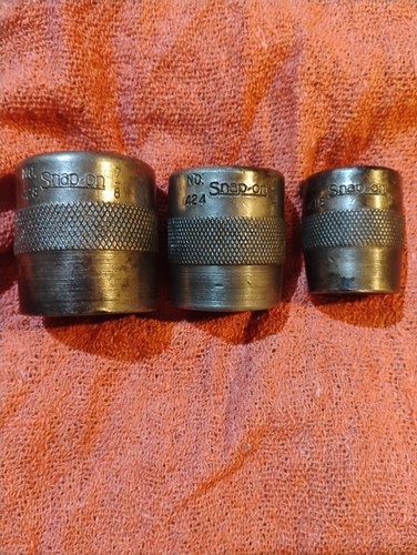 Vintage snap point - 4,